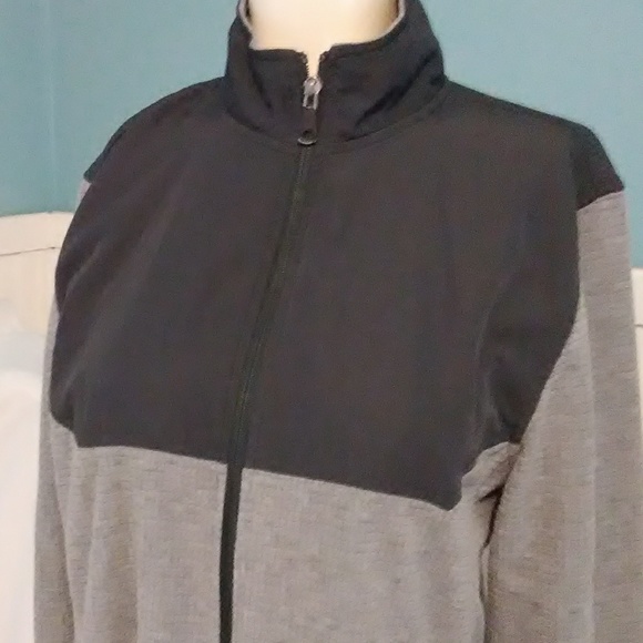 SALE Athletic Works Jacket - Picture 2 of 6